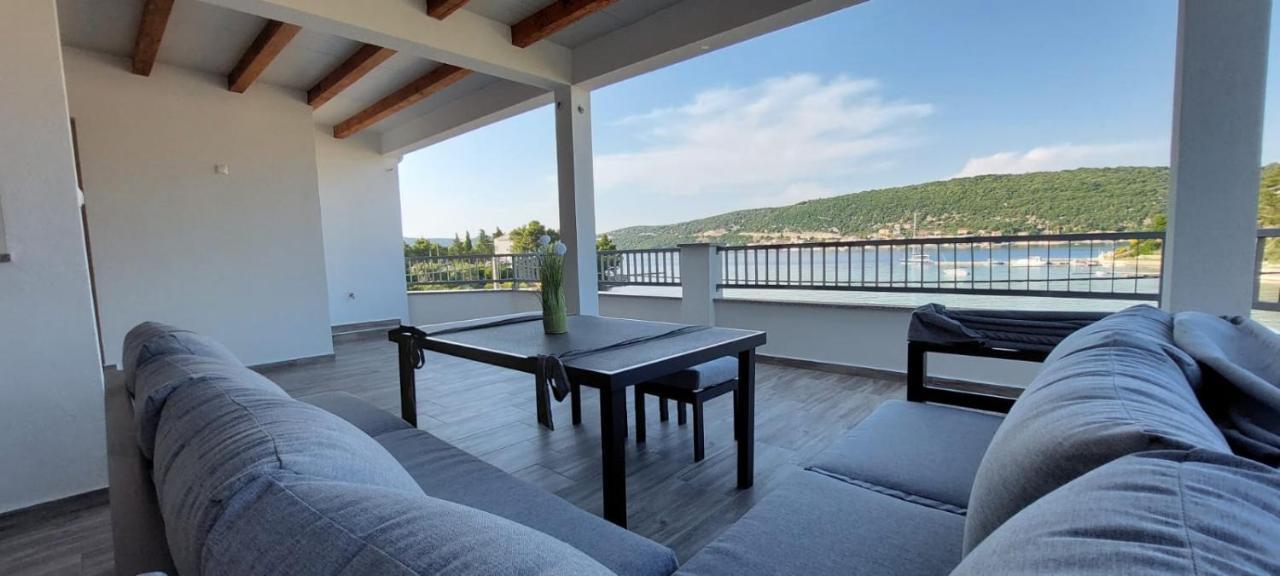 Apartmani Premijer-Rab Supetarska Draga Exterior photo