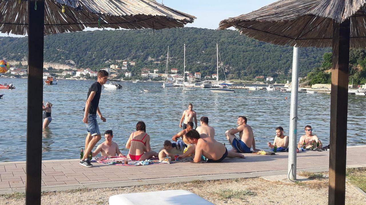 Apartmani Premijer-Rab Supetarska Draga Exterior photo